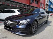 2020 梅赛德斯-奔驰 C 级 C200 AMG W205 全新改款年份 2020 千 45000 km 全方位服务循环保修至 11 月 2024