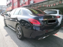 2020 梅赛德斯-奔驰 C 级 C200 AMG W205 全新改款年份 2020 千 45000 km 全方位服务循环保修至 11 月 2024