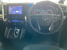 2021 TOYOTA ALPHARD 2.5 Waranti Percuma But Power BSM DIM Emas Jenis S