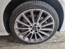 2018 梅赛德斯-奔驰 C 级 C350e 2.0cc AMG (CKD) (UW02/2024) 寄存器 2018