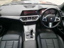 2020 宝马 3 宝马 330i 系列 2.0 M Sport 驾驶辅助里程已完成 19000 公里仅 258BHP 保修 AUTO BAVARIA 至 2025