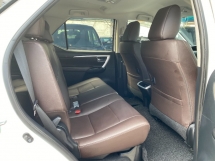 2017 TOYOTA FORTUNER 2.7 (A) SRZ Reg 2018 Kamera But Kuasa Langkah Sisi 