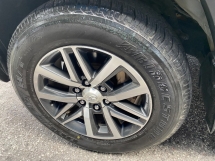 2017 TOYOTA FORTUNER 2.7 (A) SRZ Reg 2018 Kamera But Kuasa Langkah Sisi 