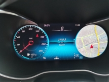 2021 梅赛德斯-奔驰 GLC 梅赛德斯-奔驰 GLC300 2.0 AMG LINE 50K KM 保修期至 2025