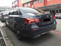 2022 梅赛德斯-奔驰 A 级 A200 Progressive Line 轿车 制造年份 2022 千 12000 仅公里 与新车 MBM 保修至 2026