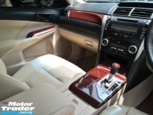 2014 TOYOTA CAMRY 2.0 E Tahun Dibuat 2014 Perbatuan Tulen 127k km Memproses 2k