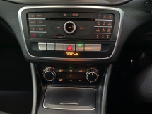 2018 Mercedes Benz GLA 250 AMG CBU Facelift REG 2019 59K KM Perkhidmatan Penuh