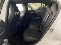 2018 Mercedes Benz GLA 250 AMG CBU Facelift REG 2019 59K KM Perkhidmatan Penuh