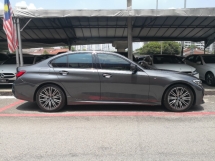 2021 宝马 3 SERIES 330i M SPORT 年份制造 2021 G20 新车型 行驶里程 33,000 公里 天祥全方位服务 保修至四月 2026