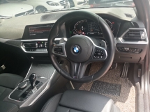 2021 宝马 3 SERIES 330i M SPORT 年份制造 2021 G20 新车型 行驶里程 33,000 公里 天祥全方位服务 保修至四月 2026