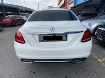 2015 梅赛德斯 - 奔驰C级C200 2.0 (一个) CKD 前卫免费 2 两年保修