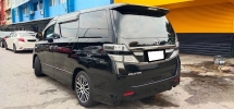2013 丰田 VELLFIRE 2.4cc Z 模型 (一个) REG 2018, 免费 2 年汽车保修
