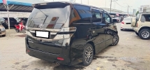 2013 丰田 VELLFIRE 2.4cc Z 模型 (一个) REG 2018, 免费 2 年汽车保修