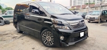 2013 丰田 VELLFIRE 2.4cc Z 模型 (一个) REG 2018, 免费 2 年汽车保修