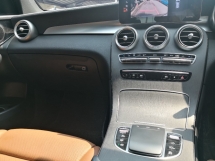 2021 梅赛德斯-奔驰 GLC 级 GLC200 AMG 系列 制造年份 2021 CKD 全方位服务 HAP SENG 54k 公里保修期内 8.2025 不错 没有 2828