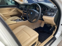 2013 BMW 5 SIRI 520I CBU Jepun Spec Reg 2017 Cam Tanpa Kunci Bumbung Matahari