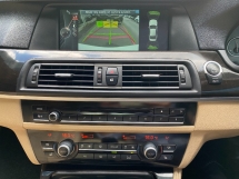 2013 BMW 5 SIRI 520I CBU Jepun Spec Reg 2017 Cam Tanpa Kunci Bumbung Matahari