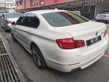 2013 BMW 5 SERIES 2013 BMW 520i (CBU) 2.0 (A) Sunroof Jepun Spec Berdaftar 2017 Keyless