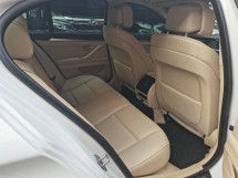 2013 BMW 5 SERIES 2013 BMW 520i (CBU) 2.0 (A) Sunroof Jepun Spec Berdaftar 2017 Keyless