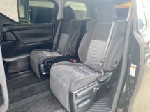 2017 TOYOTA VELLFIRE 2.5 FOR Reg 22 7座椅 2P/车门 P/行李箱天窗