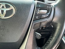 2017 TOYOTA VELLFIRE 2.5 扎天窗 (一个) REG 2022