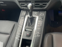 2019 PORSCHE MACAN 3.0 S PDK FACELIFT /JAPAN SPEC/PDLS PLUS/BSM/UNREG