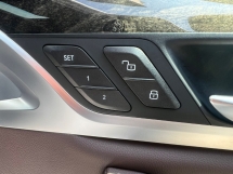 2019 BMW X4 2.0 M SPORT/JAPAN SPEC /PANAROMIC ROOF /HUD /UNREG