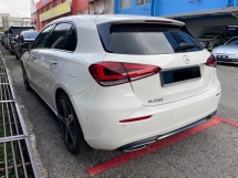 2018 梅赛德斯 - 奔驰A级A200 1.3 (一个) CBU 注册 2019 47K KM 全方位服务 UW25