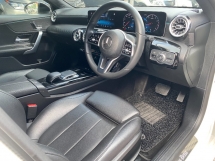 2018 梅赛德斯 - 奔驰A级A200 1.3 (一个) CBU 注册 2019 47K KM 全方位服务 UW25