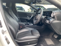 2018 梅赛德斯 - 奔驰A级A200 1.3 (一个) CBU 注册 2019 47K KM 全方位服务 UW25