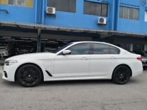 2019 宝马 5 530e M 系列运动型年份制造 2019 53000 km 唯一的 Millennium Welt BMW 保修至一月 2026