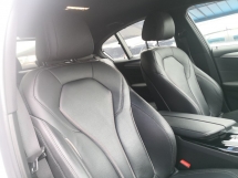 2019 宝马 5 530e M 系列运动型年份制造 2019 53000 km 唯一的 Millennium Welt BMW 保修至一月 2026