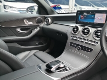 2020 MERCEDES-BENZ C-CLASS C200 AMG 2.0 Facelift Baharu TAHUN DIBUAT 2020 OWNER Wanita Perbatuan Sangat Sangat Rendah 9022 km Sahaja Wrnty 11.2024