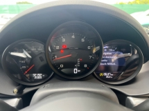 2019 PORSCHE 718 BOXSTER 2.0 PDK /PDLS PLUS HEADLIGHT /SPORT CHRONO