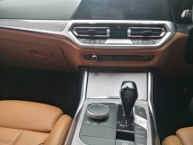 2019 宝马 3 330i M 运动系列 2.0 G20 新型号 年份 2019 保修期内提供全方位服务的套筒汽车 10.2024