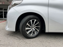 2015 丰田ALPHARD 2015 丰田星宿 2.5 电压规格 7 座椅 JBL 系统电源启动 (一个) 注册 2018