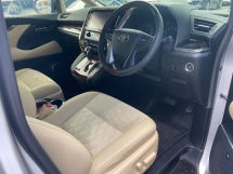 2015 TOYOTA ALPHARD 2.5 G Reg 2018 7Seater 2P/Door P/Boot F/Warranty