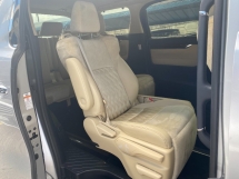 2015 TOYOTA ALPHARD 2.5 G Reg 2018 7Seater 2P/Door P/Boot F/Warranty