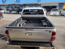 2011 TOYOTA HILUX 2.5cc 4X4 DOUBLE CAB (CKD) REGISTER 2011