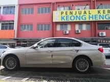 2016 宝马 3 318i 系列 1.5 涡轮增压年份 2016 仅完成 71000KM 全方位服务 AUTO BAVARIA (( 2 YRS保修 ))