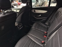 2021 MERCEDES-BENZ GLC 2021 奔驰 GLC300 4MATIC 2.0L (一个) CKD AMG
