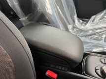 2019 MINI Countryman 1.5 TURBO  /JAPAN SPEC /MULTI-FUNCTION STEERING 