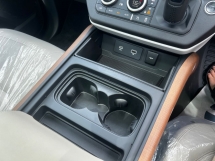 2021 LAND ROVER DEFENDER 3.0 D300 /DIESEL /BRIGHT EXTERIOR PACK /DIM /UNREG