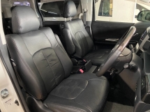 2015 TOYOTA VELLFIRE 2.4 ZG Reg 2017 天窗电源启动免费保修