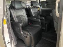 2015 TOYOTA VELLFIRE 2.4 ZG Reg 2017 天窗电源启动免费保修
