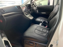 2015 TOYOTA VELLFIRE 2.4 ZG Reg 2017 天窗电源启动免费保修