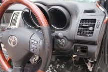 Toyota harrier Half Cut ACU30 2.4 Half-cut 