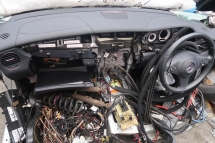 Mercedes W219 CLS V6 Half Cut Spare Parts Half-cut 