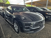 2019 PORSCHE MACAN 2.0 Panoramic roof Sport Chrono Package 360 Camera 4 LED Headlights High Spec Unregistered 