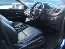 2018 HONDA CR-V 1.5 TC 涡轮两轮驱动 ((( 自由 1 一年保修 ))) 一年取得 2018 全方位服务 KAH MOTOR 仅限 77,000 公里
